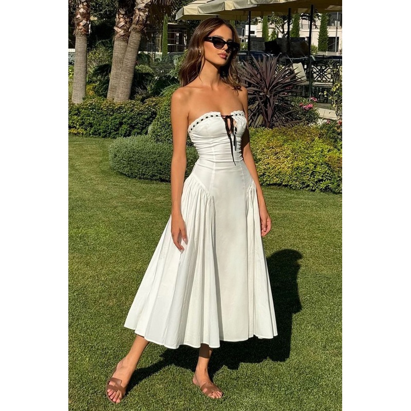 Serrenti | White Poplin Strapless Lace Detail Midi Dress With Volume Skirt