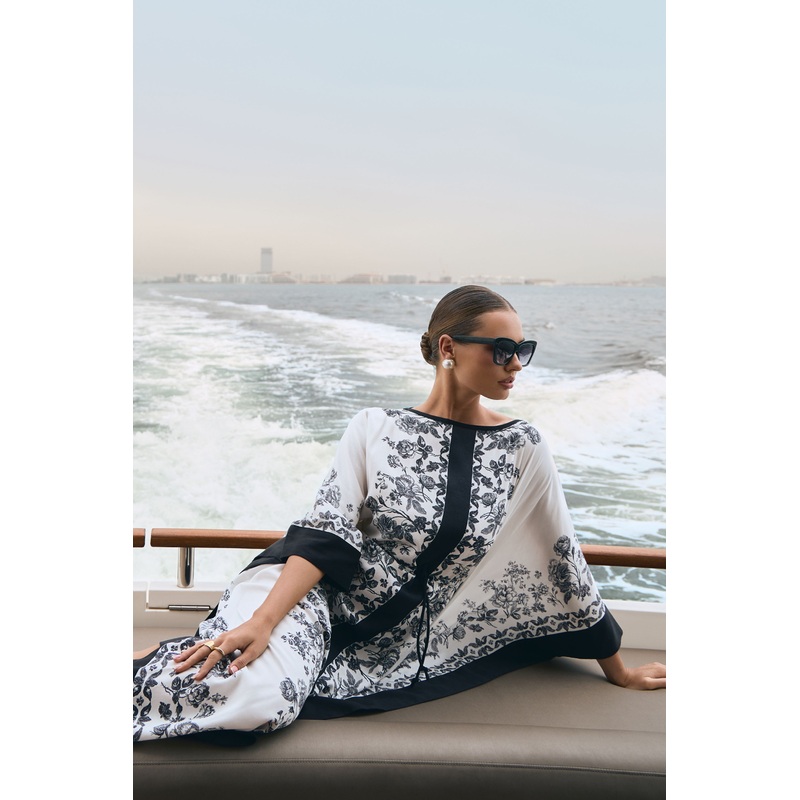 Rikki | Black & White Long-Sleeve Maxi Dress With Tie Waist