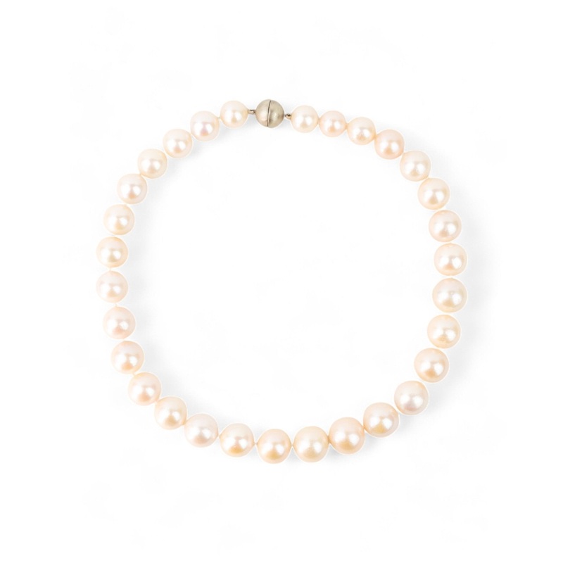 9ct Yellow Gold White Pearl Necklace