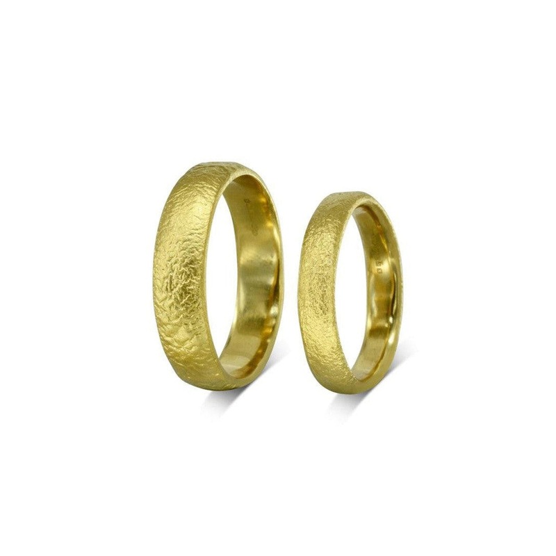 Textured Court Yellow Gold Wedding Band