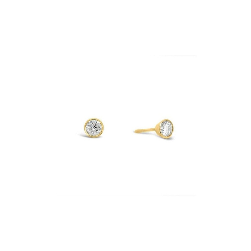 Round Yellow Gold Diamond Stud Earrings