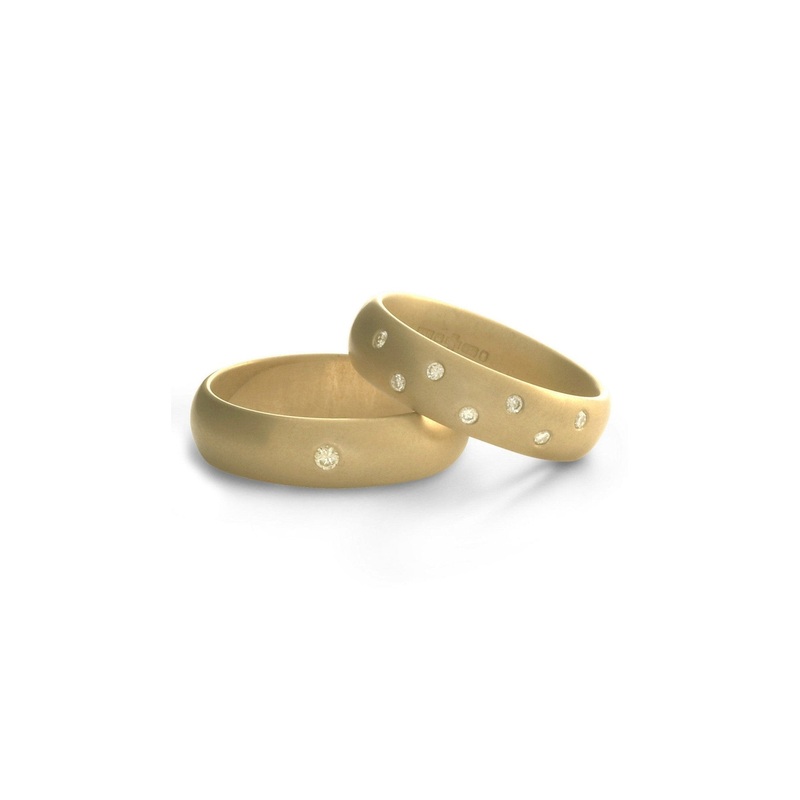 Wedding Band Gold and Diamond