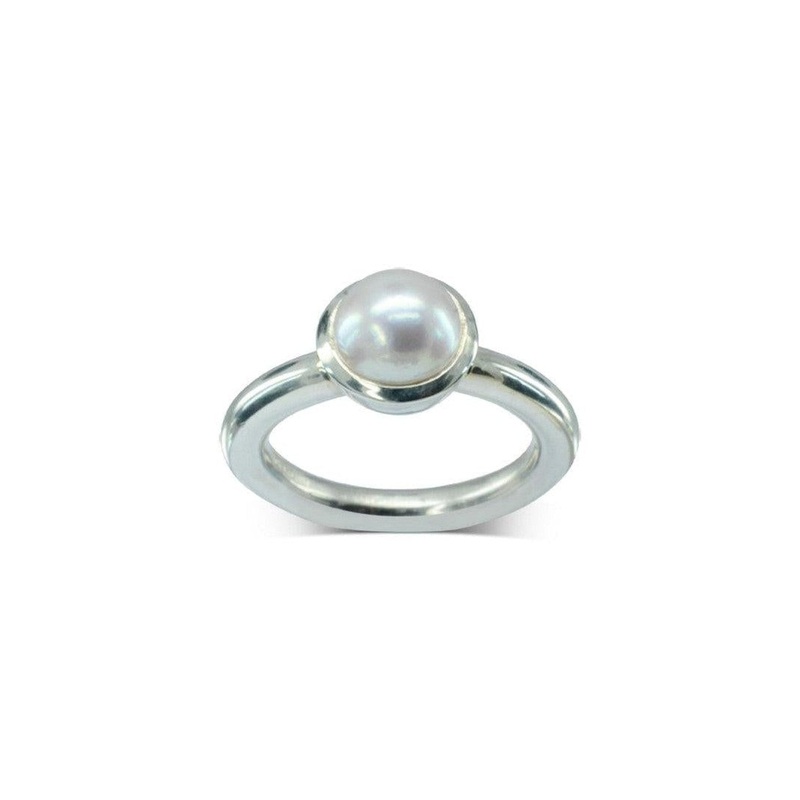 Round Pearl White Gold Ring