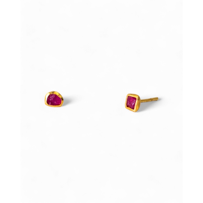 Rough Ruby 18ct Gold Stud Earrings