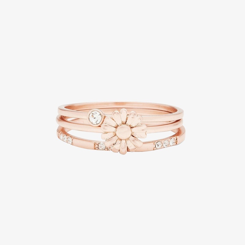 Daisy Pickin’ Ring Stack