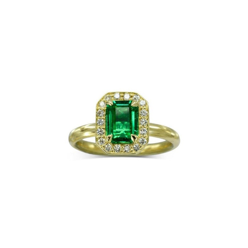 Emerald and Diamonds Yellow Gold Cluster Ring
