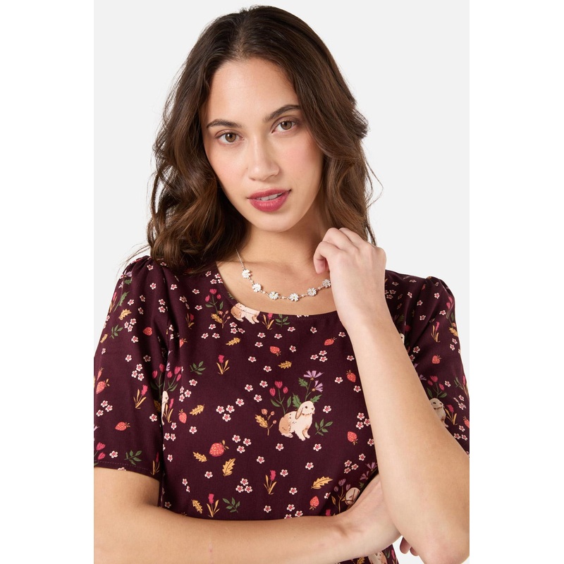 Delicate Daisy Necklace