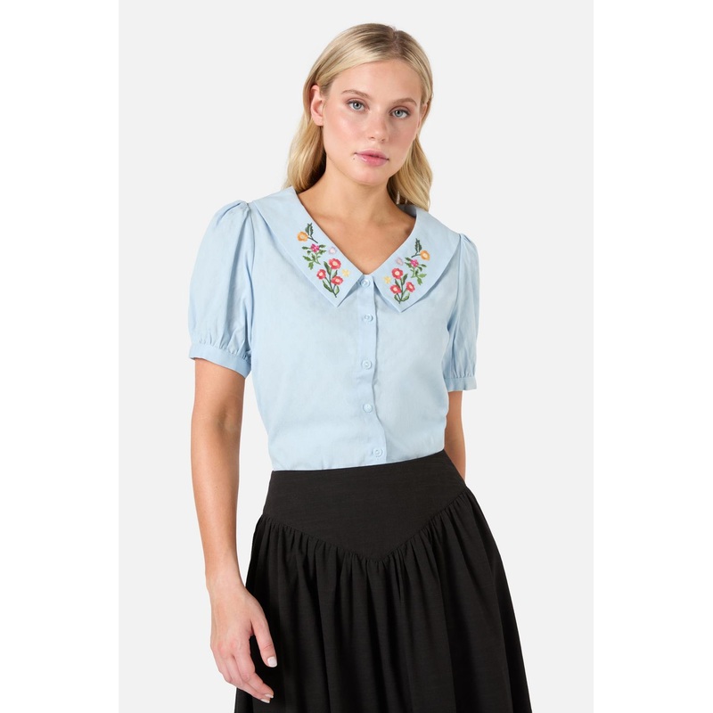 Lattice Embroiderd Blouse