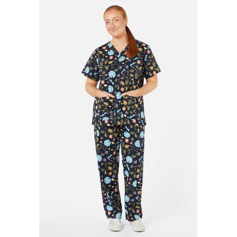 Yellow Spotted Tree Frog Scrub Set