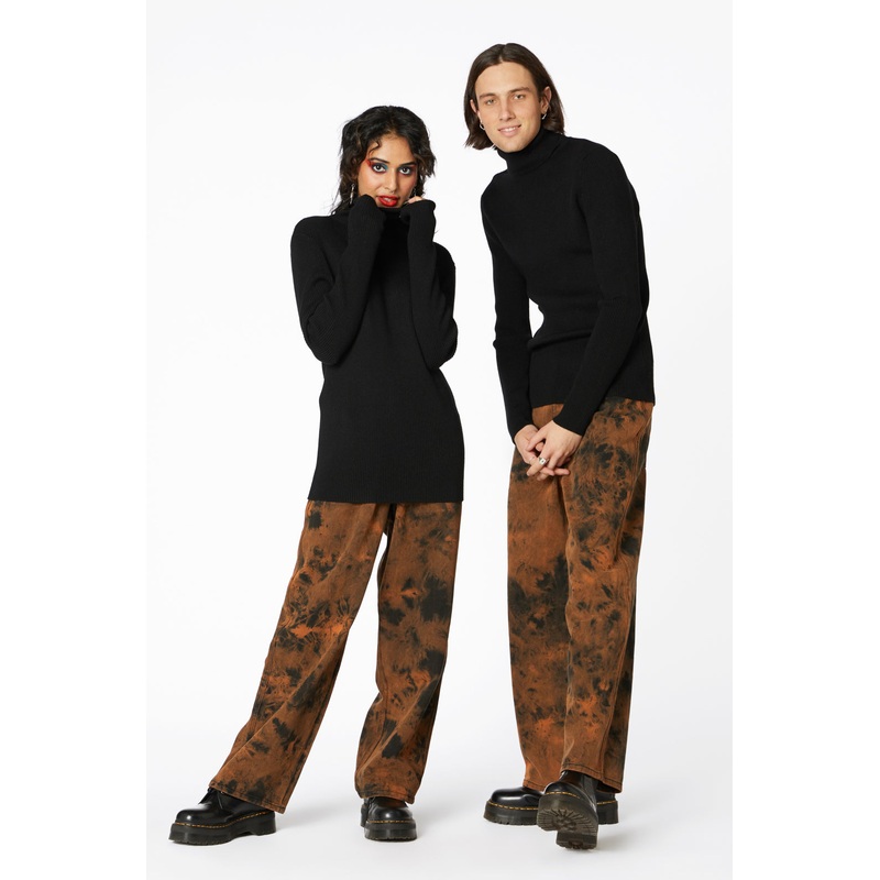 Danger Unisex Knitted Skivv