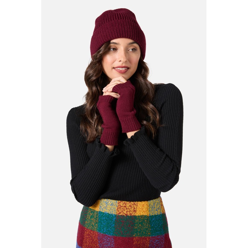 Dark Red Rib Beanie