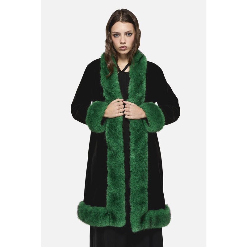 Cub Huddle Fluffy Cord Coat