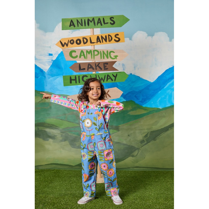 Wallpaper Kids Overalls