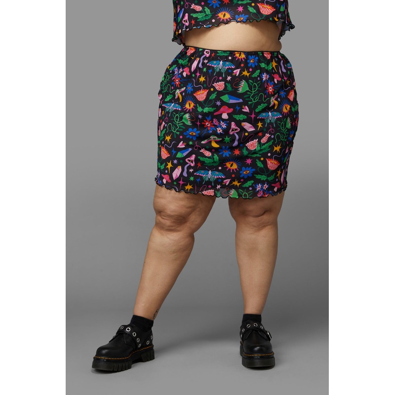 Curve Plantistry Mesh Skirt