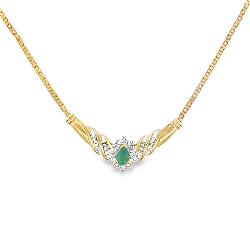 Yellow 14 Karat Pear Shape Emerald and Diamond Double Curb Chain Necklace Estate Jewelry with 1 Pear Emerald
