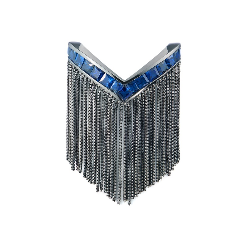 Trinity Ring in Black Gold