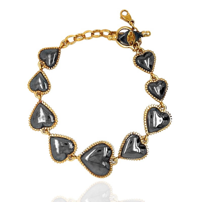 Queen Of Hearts Bracelet – Black and Gold