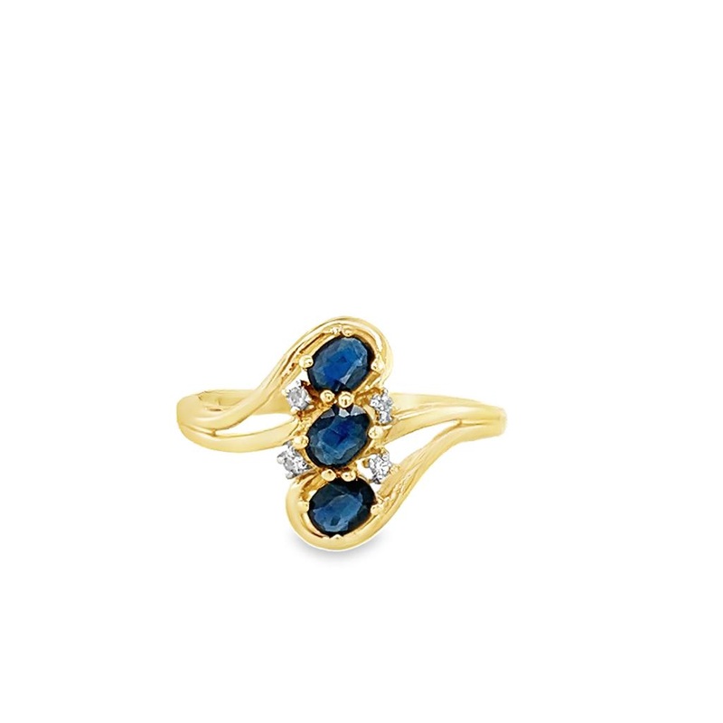 Yellow 10 Karat Split Bypass Ring Estate Jewelry with 3 Oval Sapphires