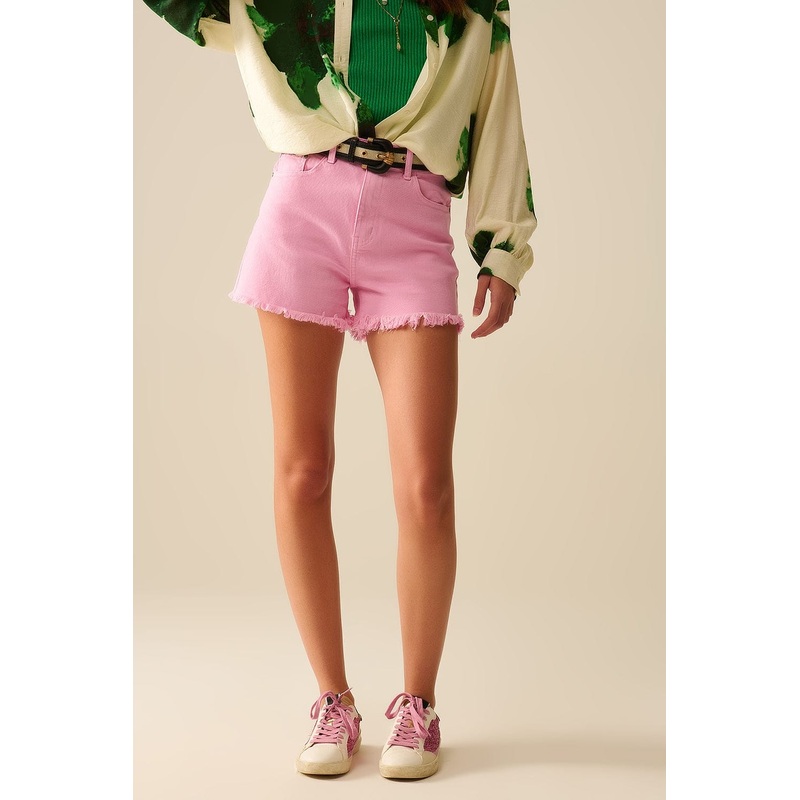 Shorts In Pink