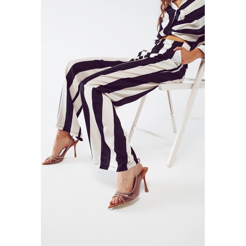 Straight Pants Stripe Design And Relaxed Fit In Black And White