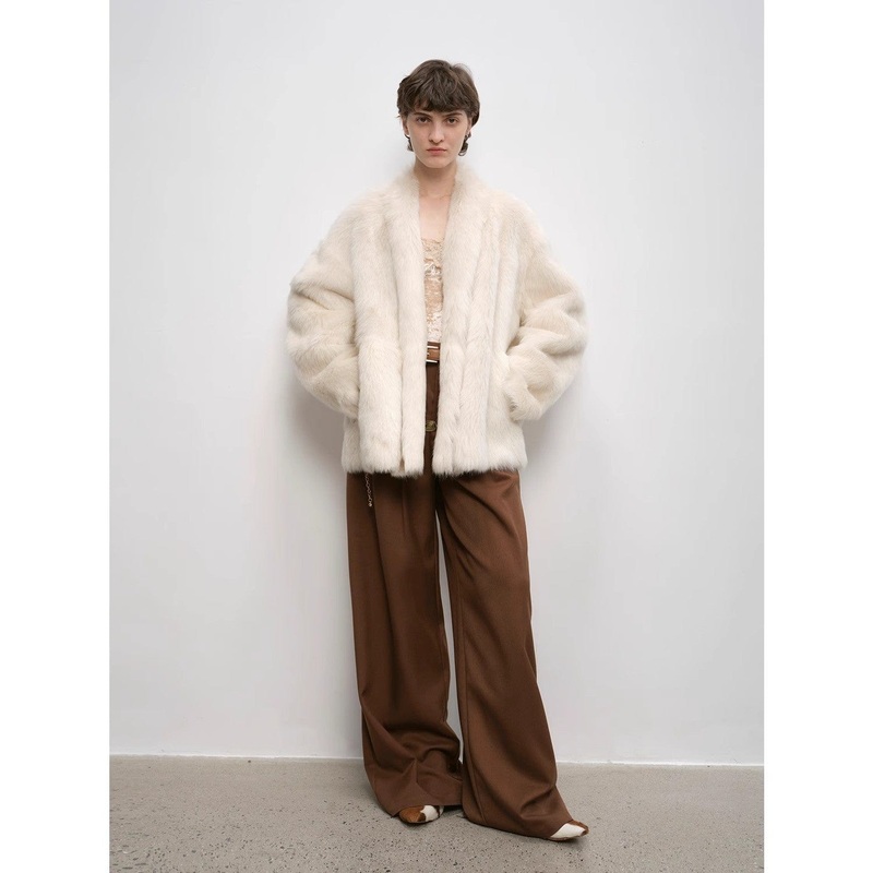 “Winter Love Island”Tuscan Fur One-Piece Coat Women’s Long Hanging Collar Straight Fur Coat