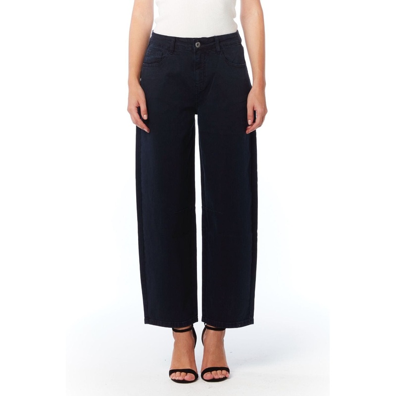 Comfortable Stretch Jeans With Barrel Leg In Black