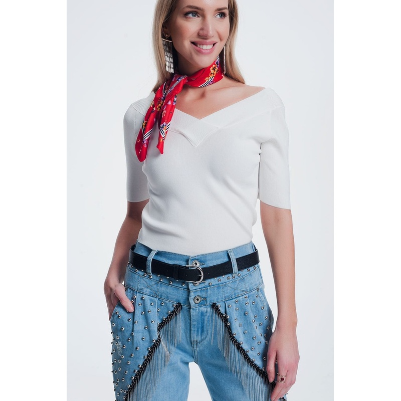 Cream Sweater With V Neck And Short Sleeves