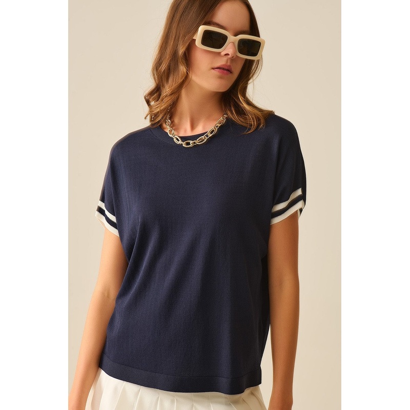 Navy Relaxed Sweater With White Contrast Detail