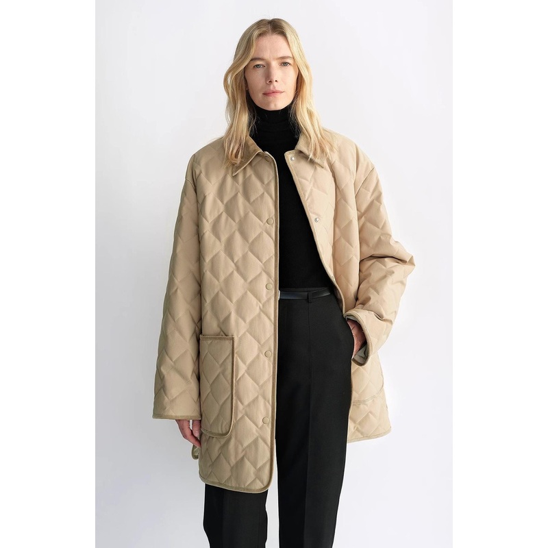 “Diamond Texture” Splicing Lapel 90 White Goose Down Barn Jacket Down Jacket Women