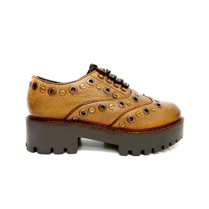 Lucy Tan 1990’s Lace up Shoe