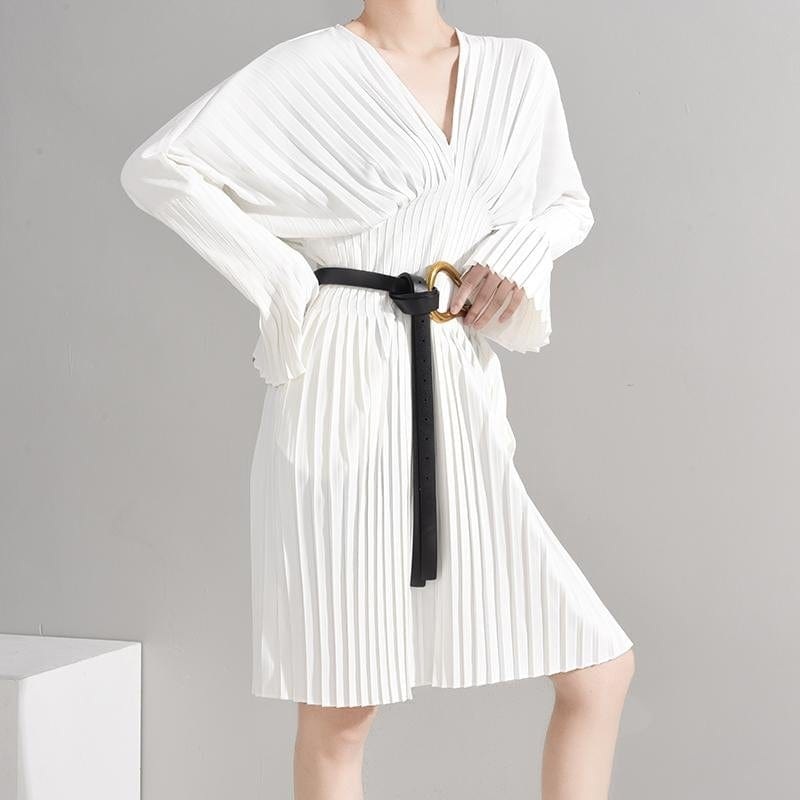 Sakiya Pleated Long Sleeve Shirt Dress – White | Marigoldshadows