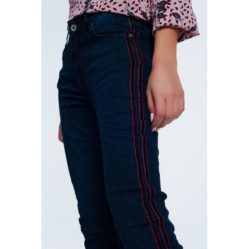 Skinny Jeans With Sports Red Stripes