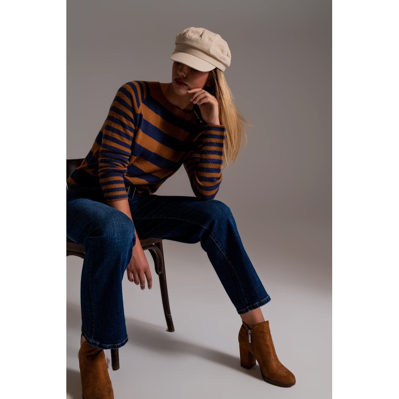 Wide Leg Jeans With Hem Detail In Dark Wash