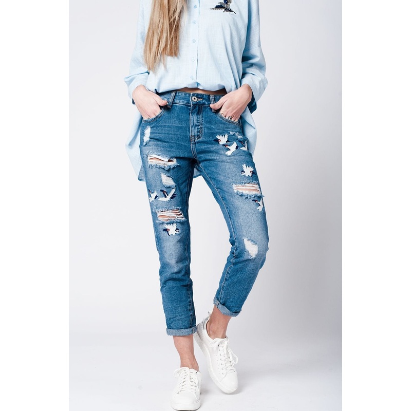 Blue Wash Mom Jeans Bird Embroidery