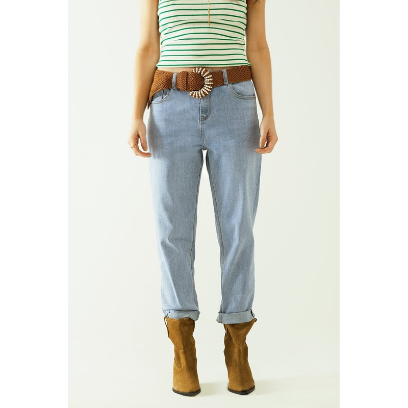 Boyfriend Light Blue Jeans With Stitching Details On The Edges