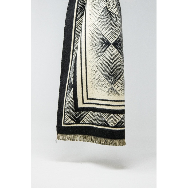 Black Knitted Scarf With Geometric Print