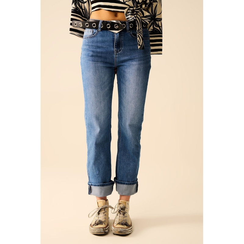 Straight Hem Denim Elastic Jeans In Medium Wash