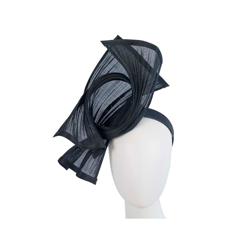 Bespoke navy jinsin racing fascinator by Fillies Collection