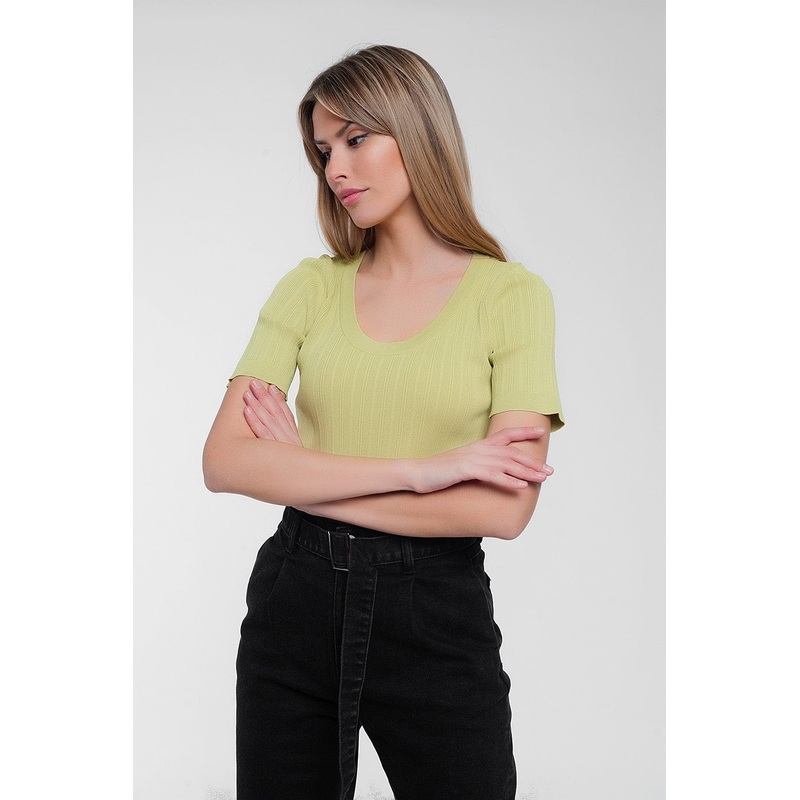 Scoop Neck Jumper With Short Sleeve In Green