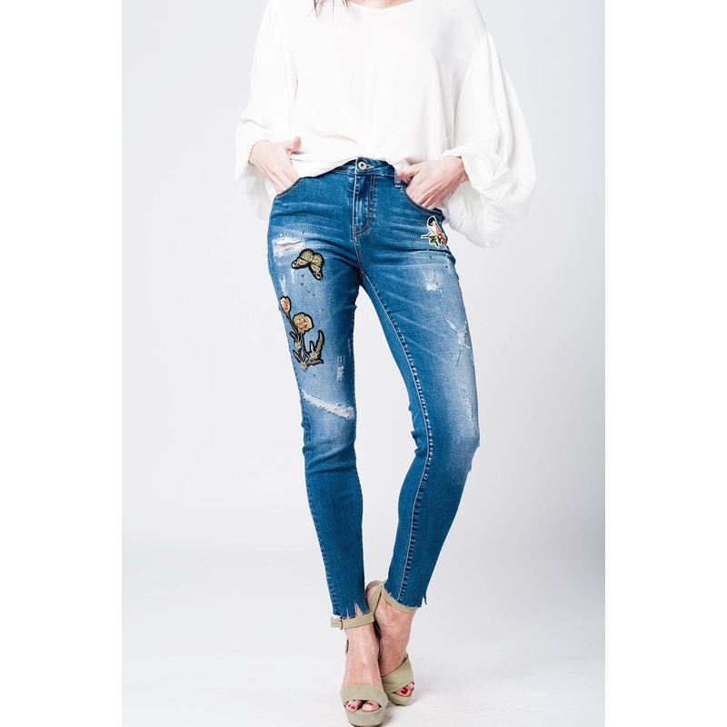 Skinny Rip Jeans With Embroidered Patches