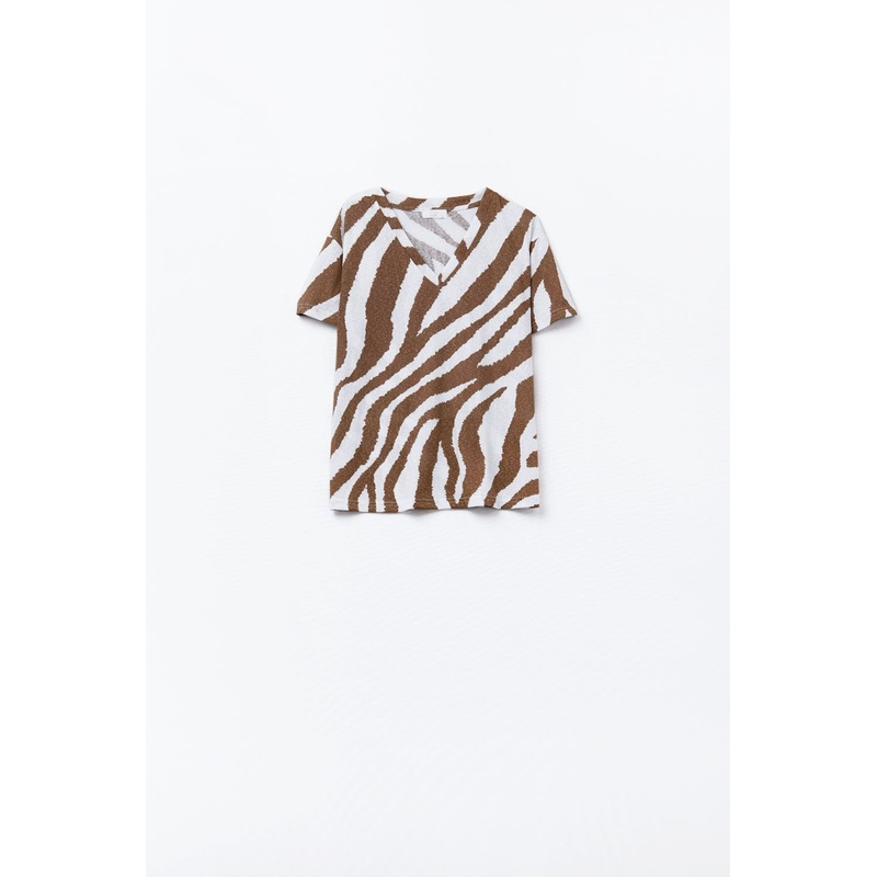V-Neck T-Shirt With Camel Zebra Print