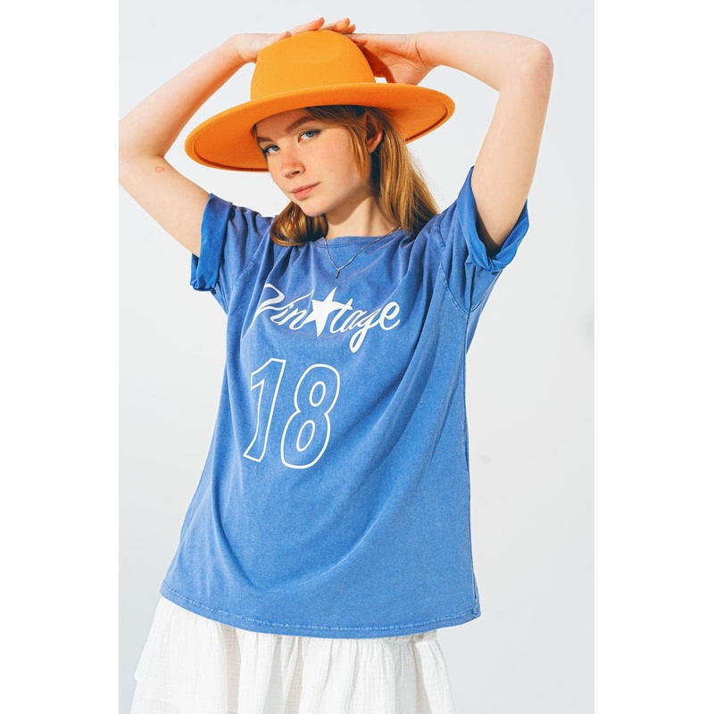 T-Shirt With Vintage 18 Text In Blue