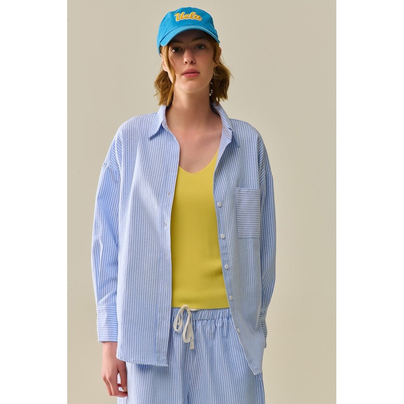 White Striped Buttoned Shirt In Blue