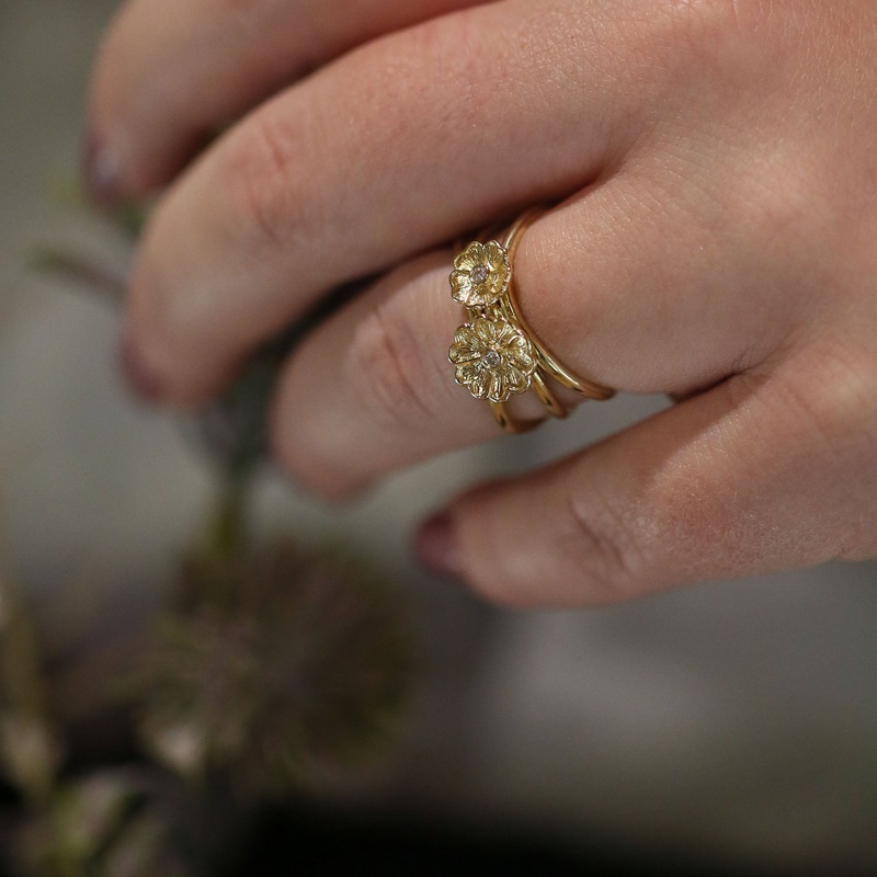 Primula Scotica 2-flower Diamond Ring in 9ct Yellow Gold