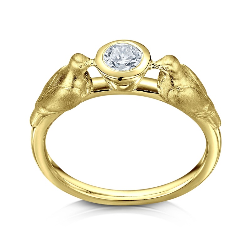 Dove Diamond Ring in 18ct Yellow Gold