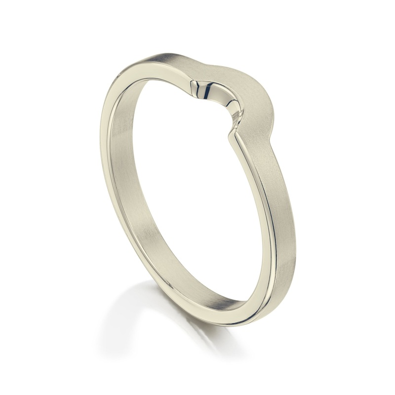 Arch Wedding Band in 9ct White Gold (R0181)