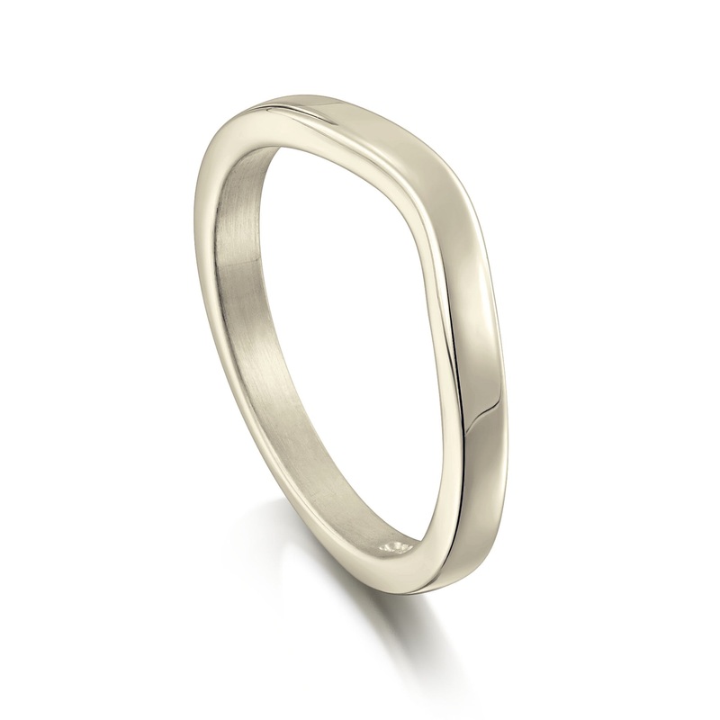 Contemporary Curve Wedding Band in 18ct White Gold (RX181)