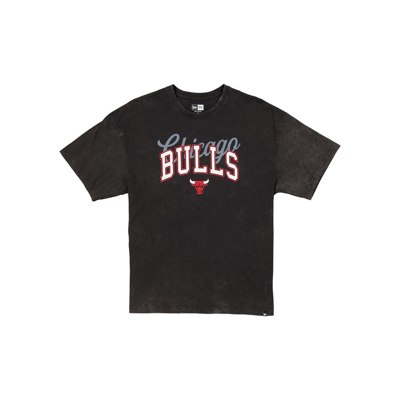 Chicago Bulls Women’s Oversized Washed Black T-Shirt