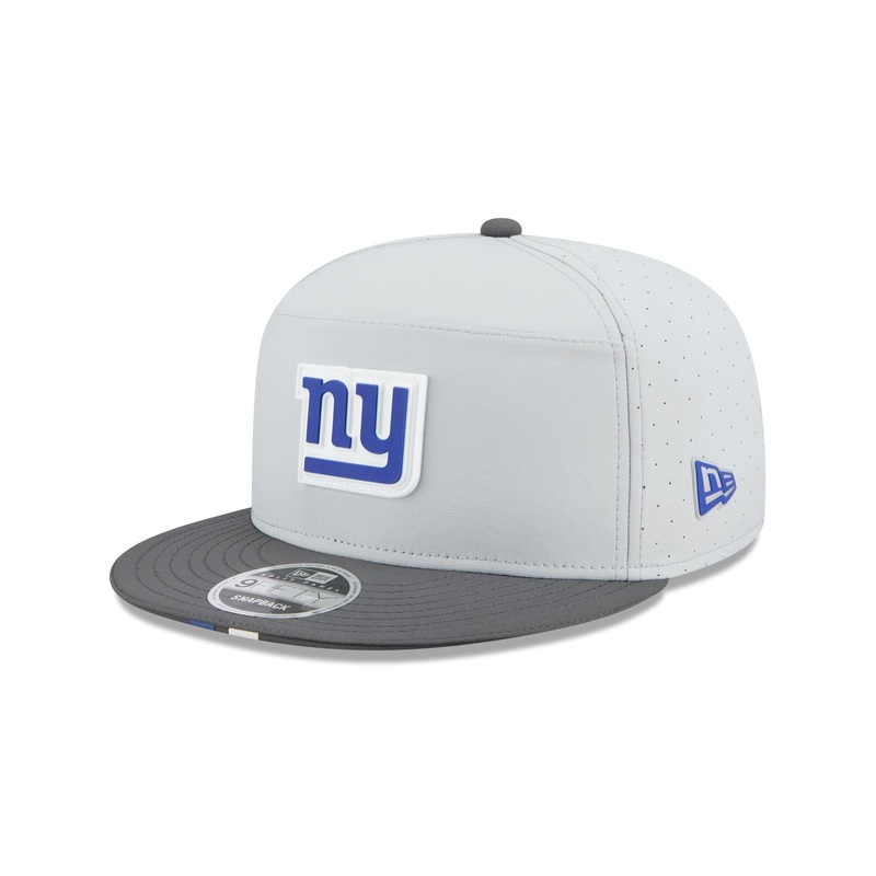 New York Giants 2025 Training Split Panel 9FIFTY Snapback Hat