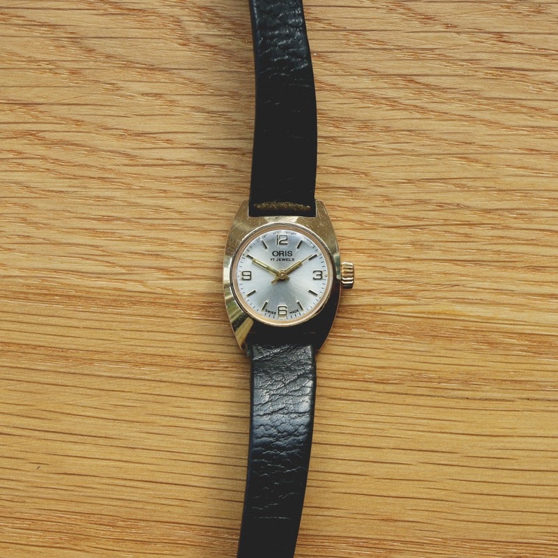 Oris Ladies Gold Plated Dress Watch – Calibre 442 movement – black leather band – Sold As Is, For Spares or Repairs!